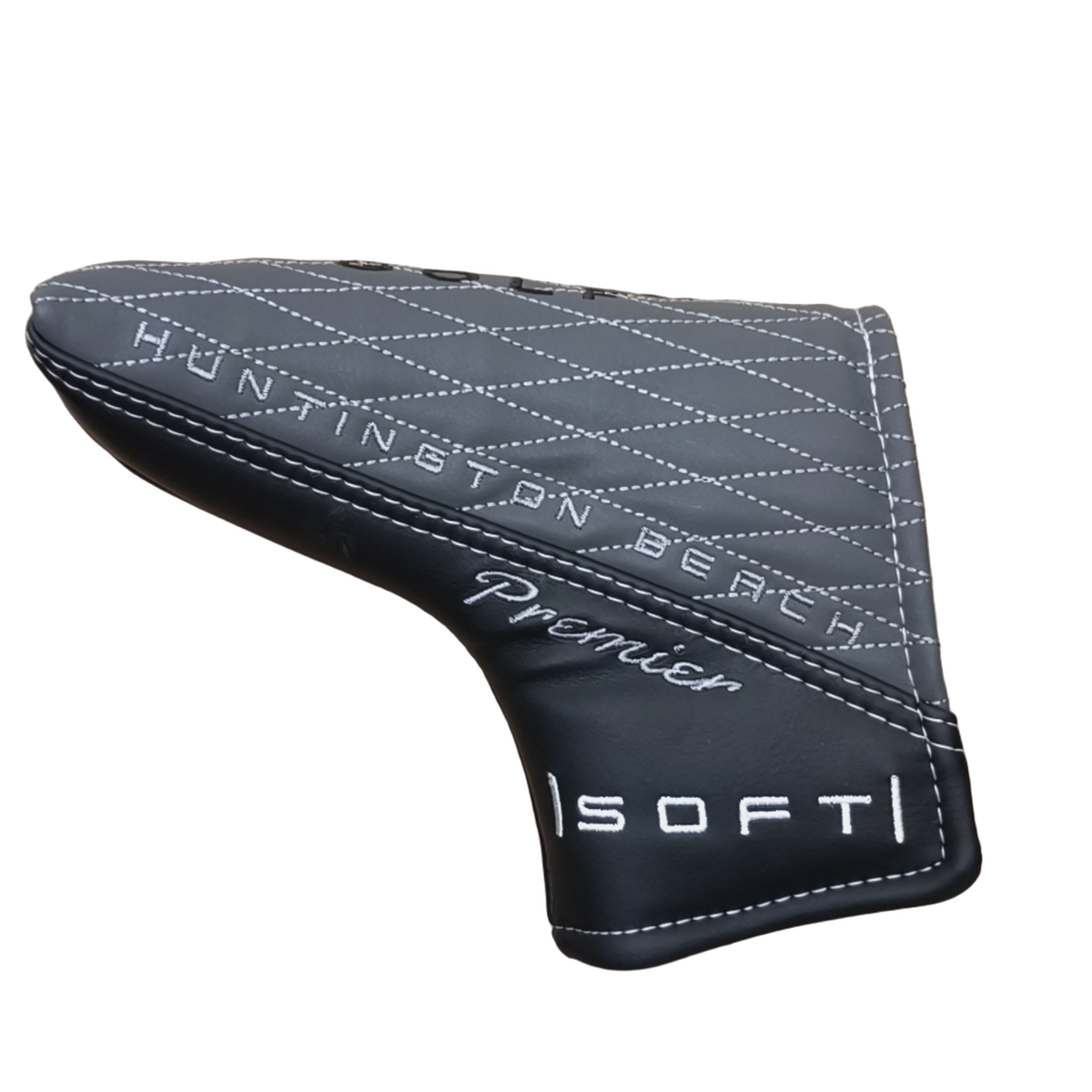Cleveland Huntington Beach Soft Premier #4 Putter / 33" [model:birefnet-general] [bg:handrolled]