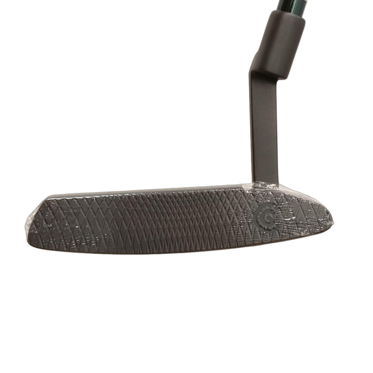 Cleveland Huntington Beach Soft Premier #4 Putter / 33" [model:birefnet-general] [bg:handrolled]