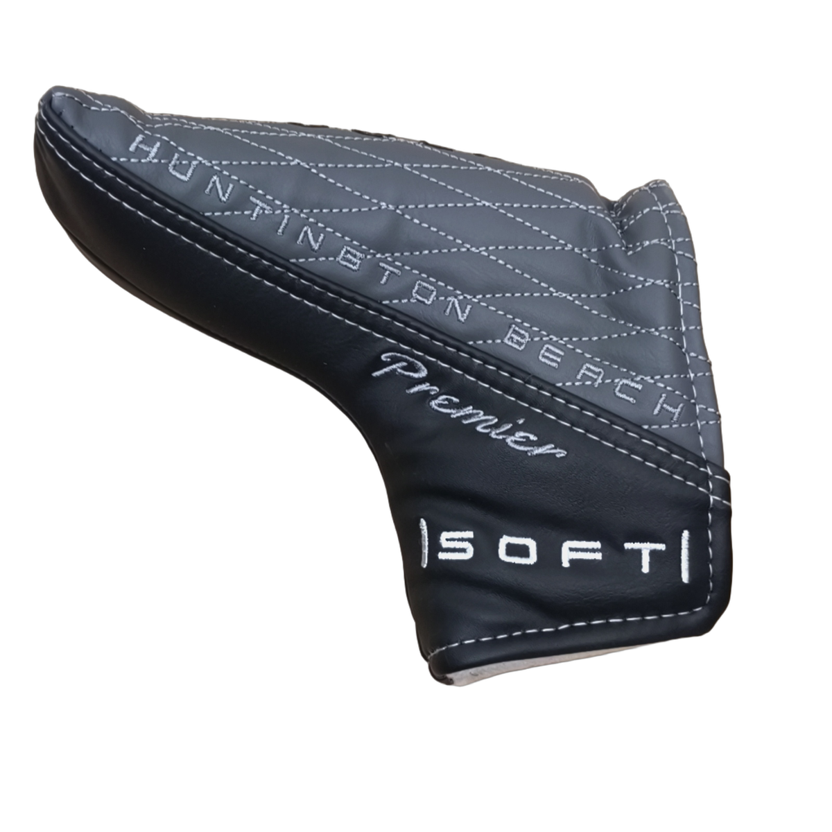 Cleveland Huntington Beach Soft Premier #4 Putter / 33" [model:birefnet-general] [bg:handrolled]