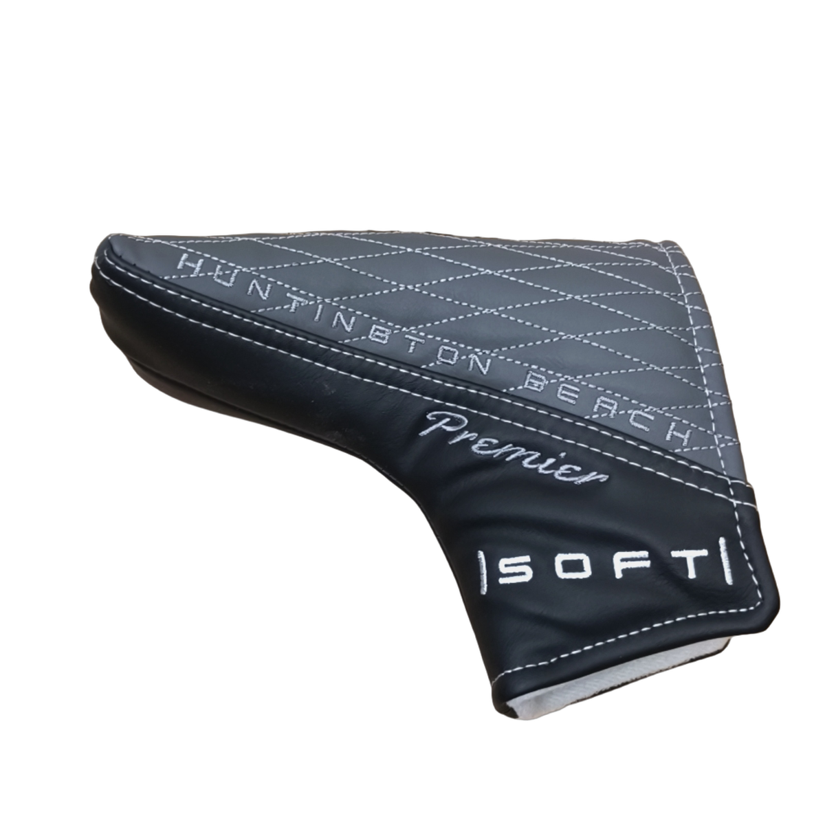 Cleveland Huntington Beach Soft Premier #4 Putter / 33" [model:birefnet-general] [bg:handrolled]