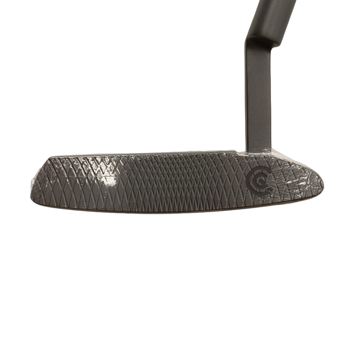 Cleveland Huntington Beach Soft Premier #4 Putter / 33" [model:birefnet-general] [bg:handrolled]