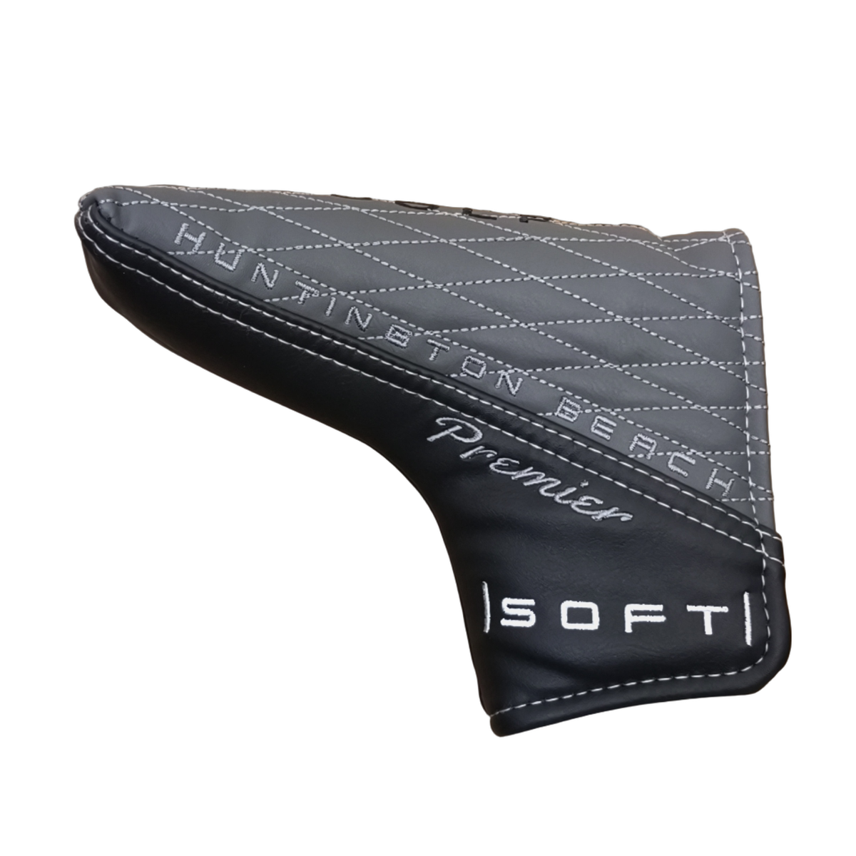 Cleveland Huntington Beach Soft Premier #4 Putter / 33" [model:birefnet-general] [bg:handrolled]