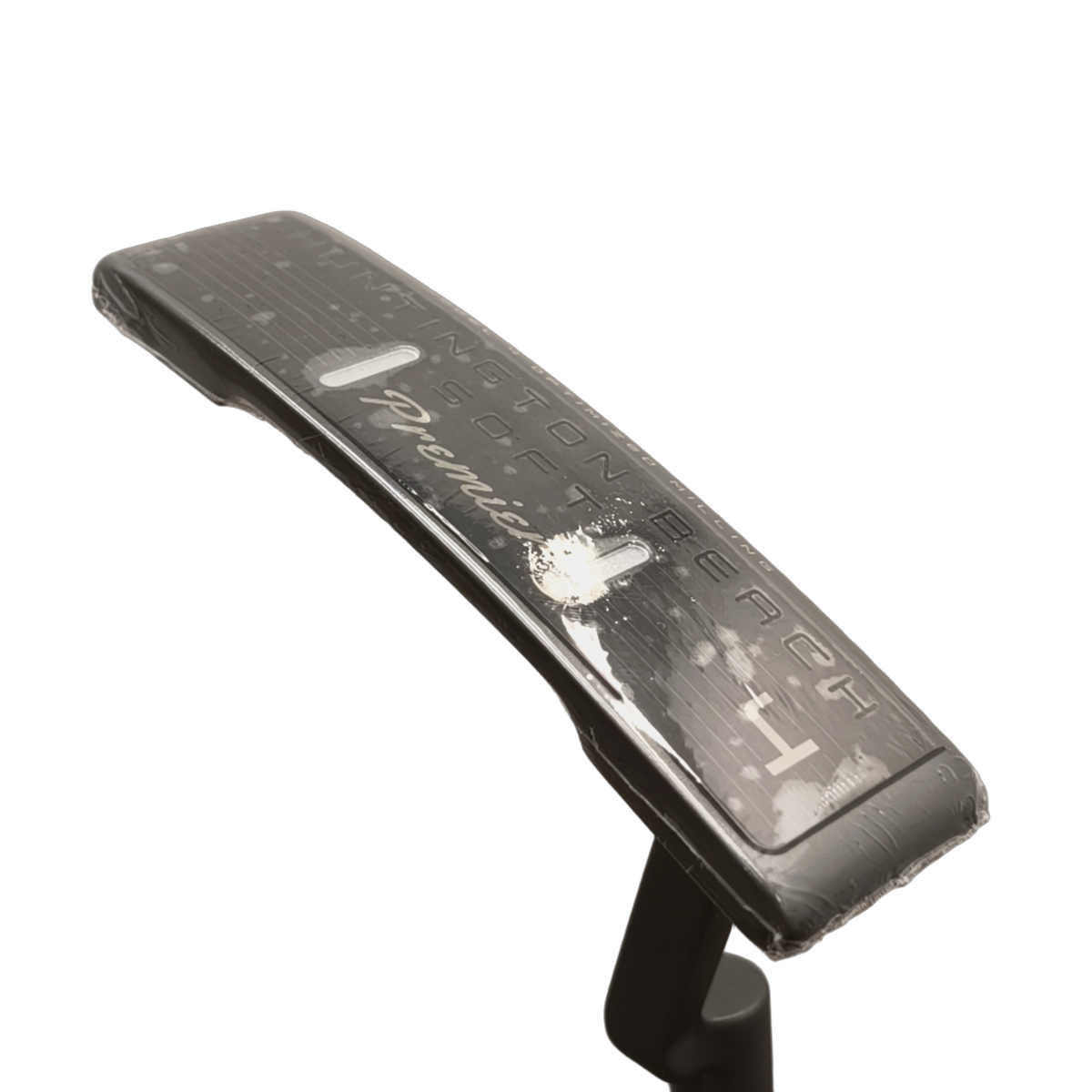 Cleveland Huntington Beach Soft Premier #4 Putter / 33" [model:birefnet-general] [bg:handrolled]