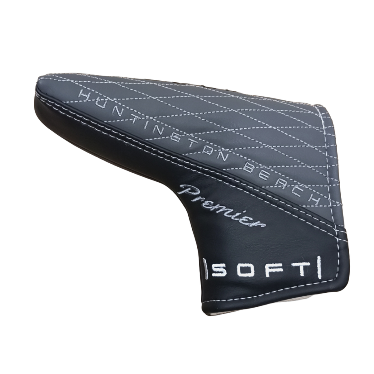 Cleveland Huntington Beach Soft Premier #4 Putter / 33" [model:birefnet-general] [bg:handrolled]