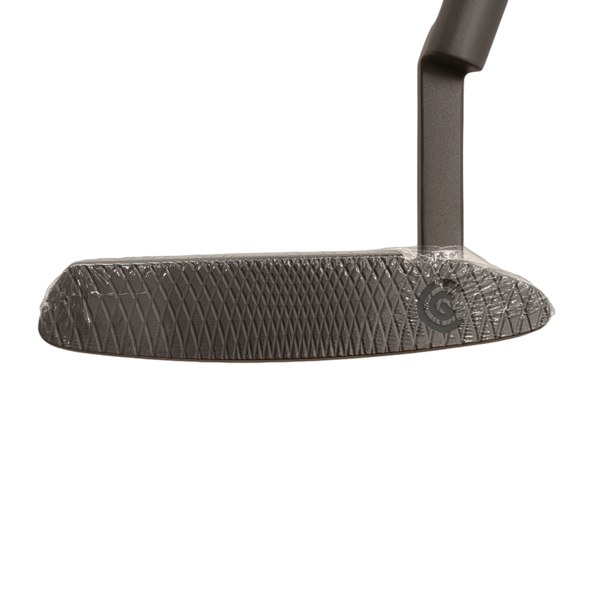 Cleveland Huntington Beach Soft Premier #4 Putter / 33" [model:birefnet-general] [bg:handrolled]
