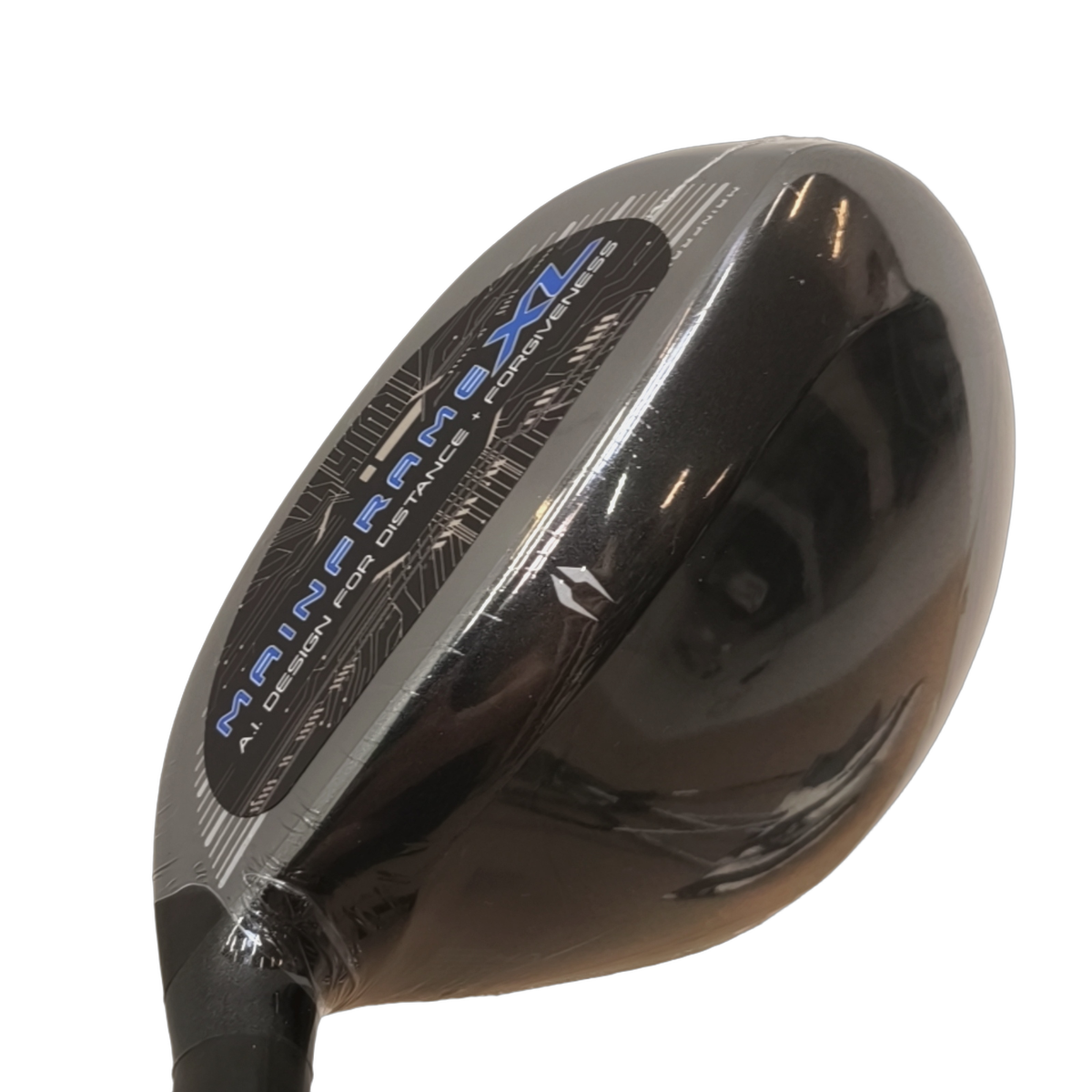Cleveland Halo XL Lite Fairway Wood / Flex Regular / #3/16 [model:birefnet-general] [bg:handrolled]