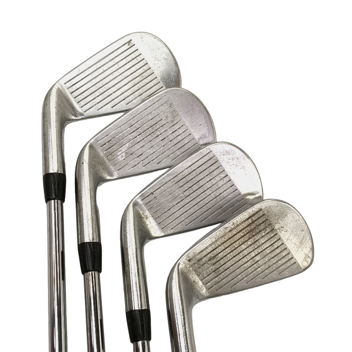 Titleist CB 718 Jernsæt / 4-PW / Flex Stiff / Stål [model:birefnet-general] [bg:handrolled]