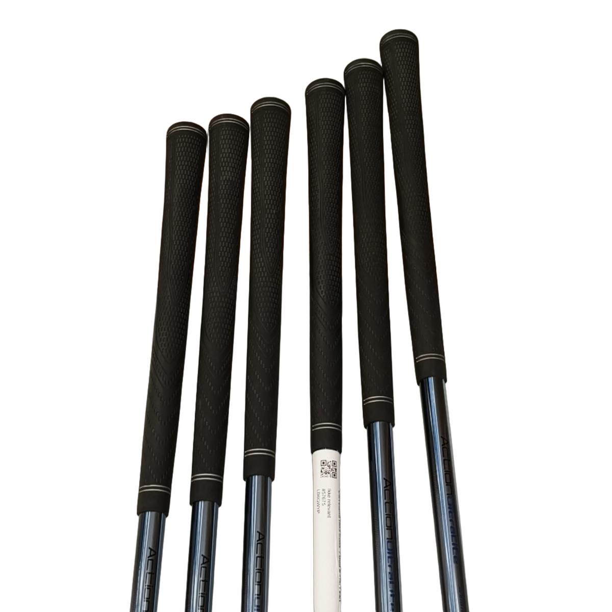 Cleveland HB3 Jernsæt / 5-PW / Flex Regular / Grafit [model:birefnet-general] [bg:handrolled]