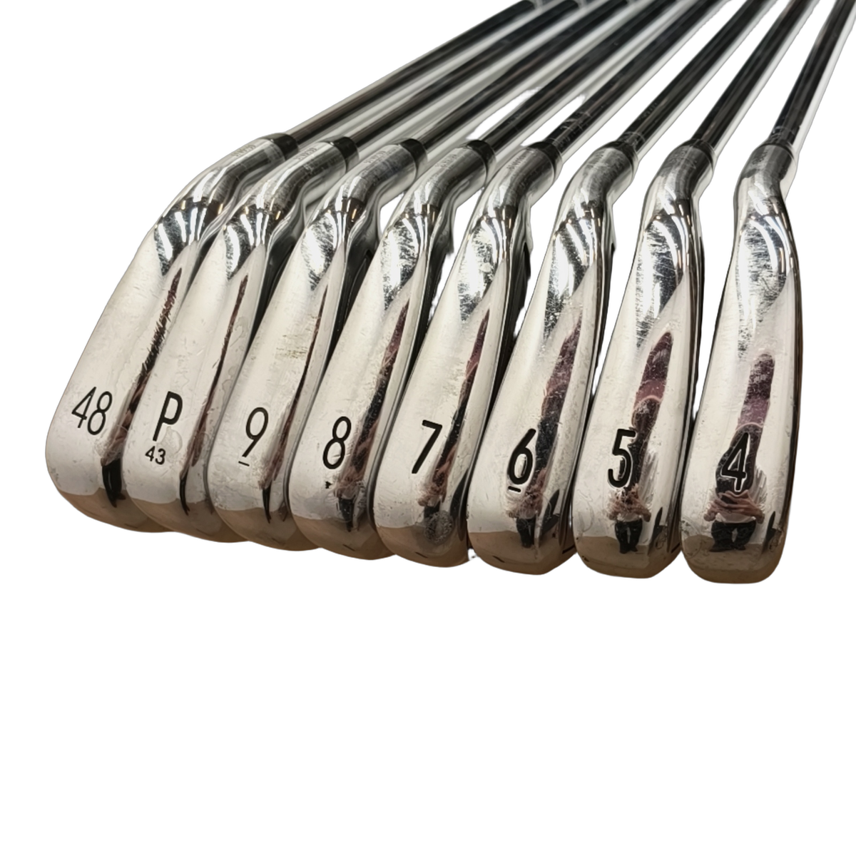 Titleist T200 Jernsæt / 4-PW / Flex Stiff / Stål [model:birefnet-general] [bg:handrolled]