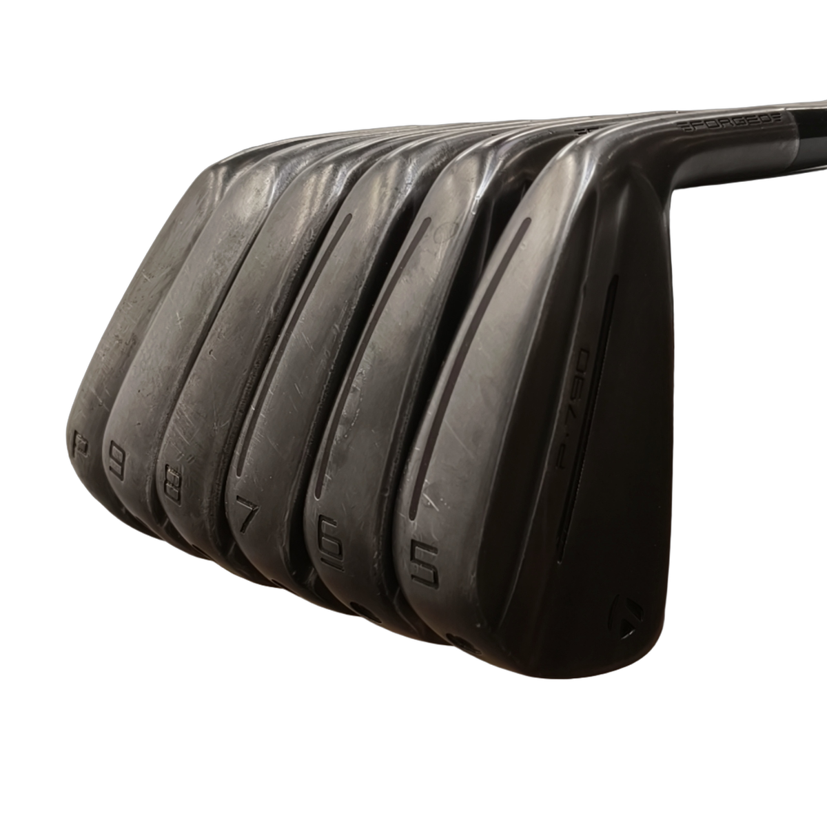 TaylorMade P790 Battle Worn Jernsæt / 5-PW / Flex Stiff / Stål [model:birefnet-general] [bg:handrolled]
