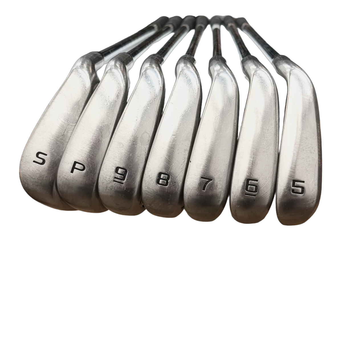 Cobra DS-Adapt Jernsæt / 5-PW+SW / Flex Stiff / Stål [model:birefnet-general] [bg:handrolled]