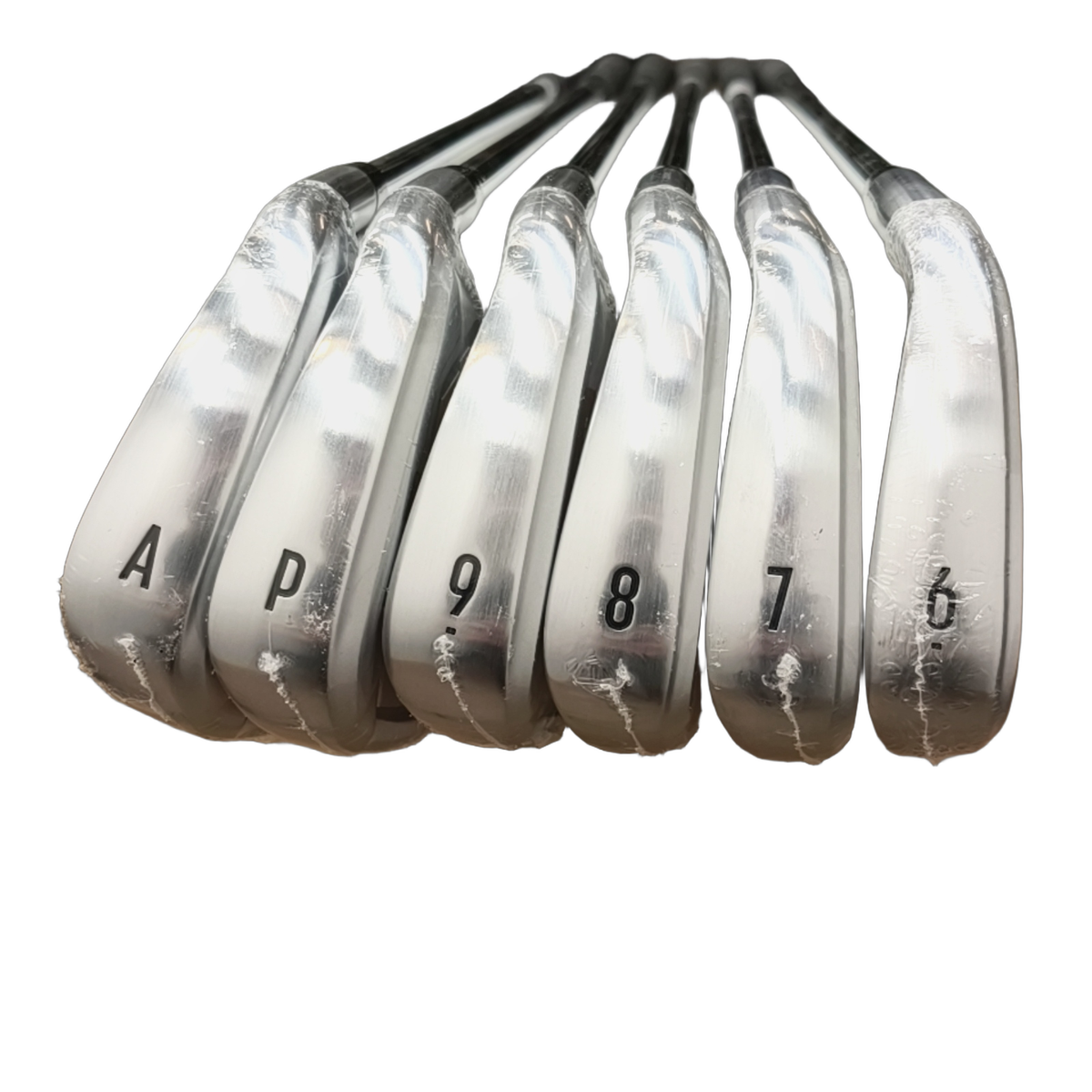 Callaway Quantum Max  Jernsæt / 6-PW+AW  / Flex Regular / Stål [model:birefnet-general] [bg:handrolled]