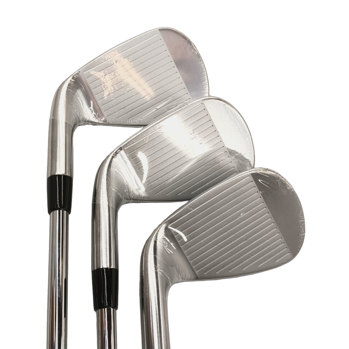 Callaway Quantum Max  Jernsæt / 6-PW+AW  / Flex Regular / Stål [model:birefnet-general] [bg:handrolled]