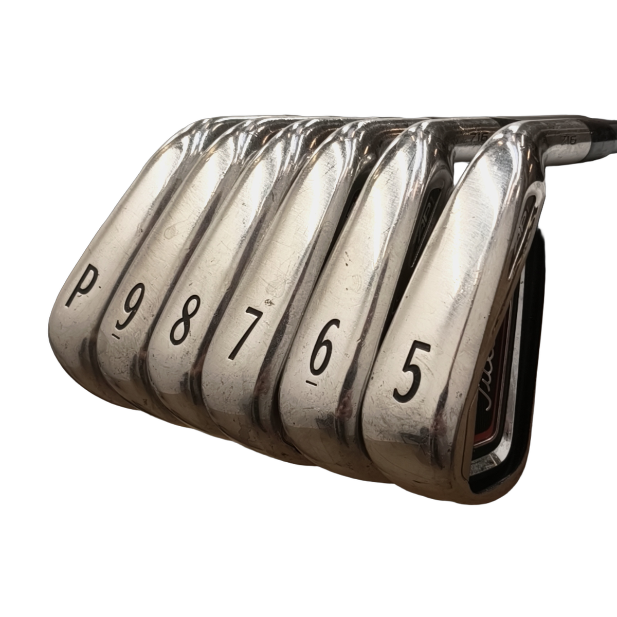Titleist AP1 716 Jernsæt / 4-PW / Flex A-flex / Grafit [model:birefnet-general] [bg:handrolled]