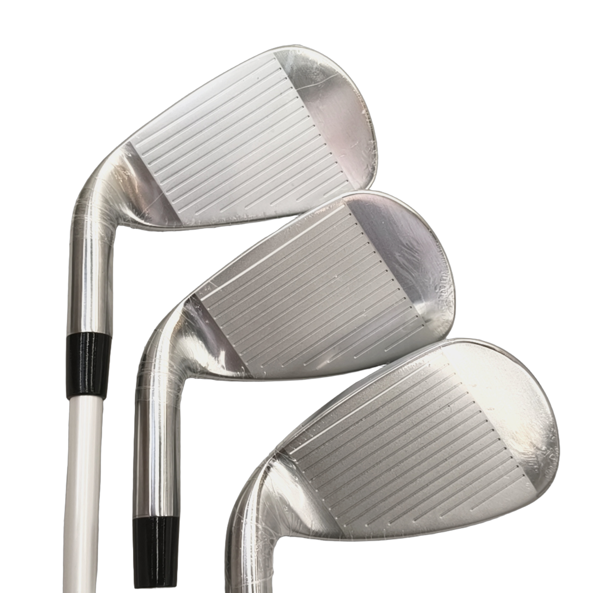 Callaway Quantum Max OS Iron Set / 7-PW+AW+SW / Flex Ladies / Graphite [model:birefnet-general] [bg:handrolled]