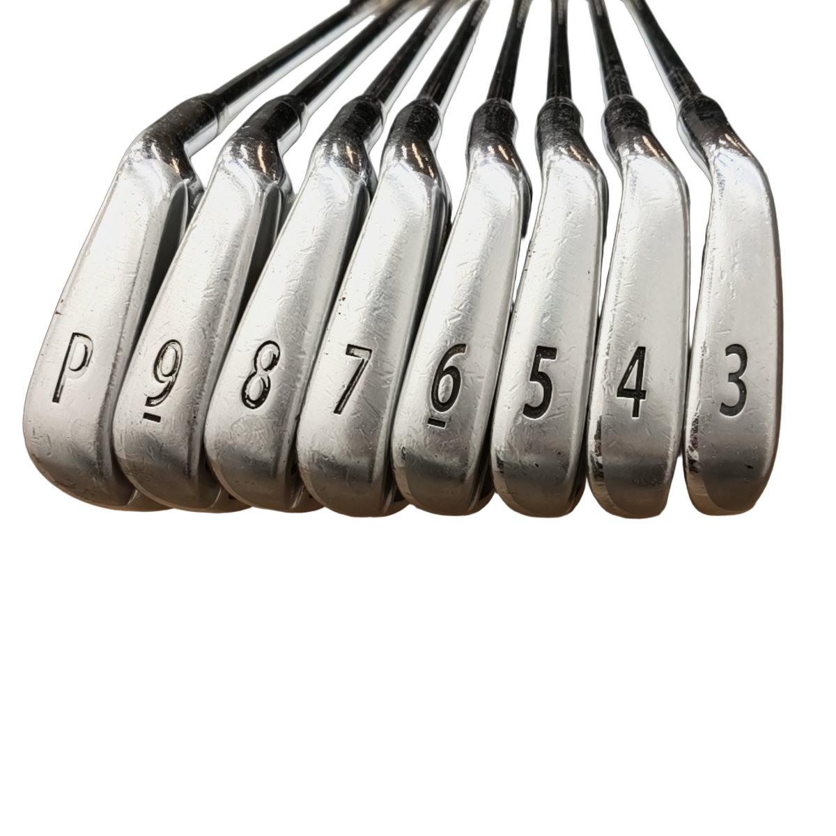 Titleist AP2 710 Forged Jernsæt / 3-PW / Flex Regular / Stål [model:birefnet-general] [bg:handrolled]