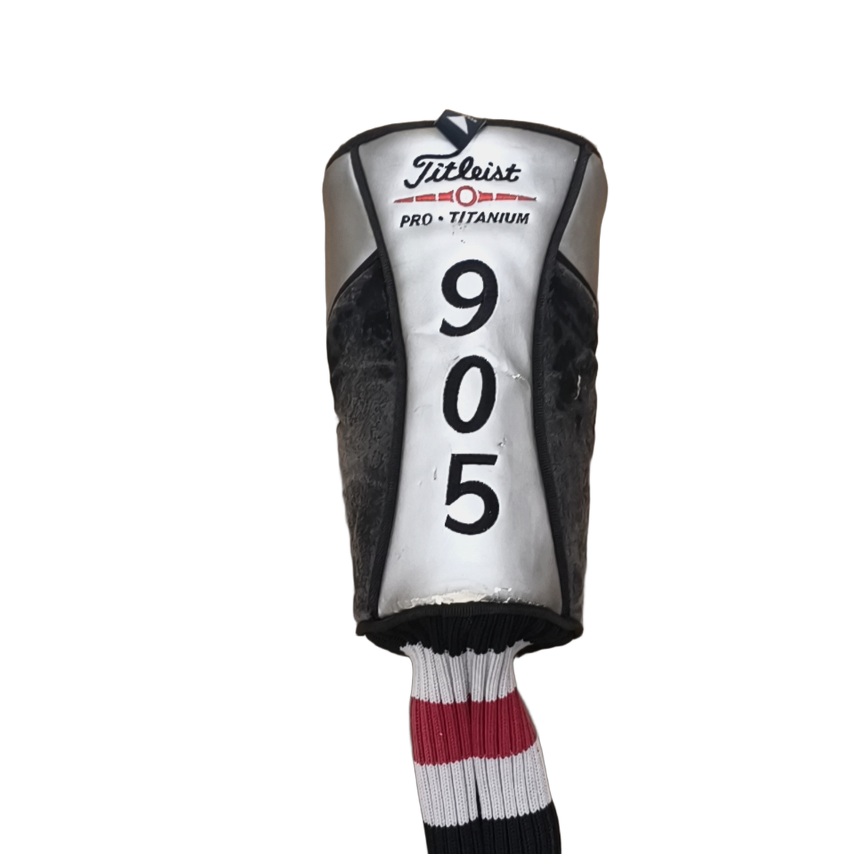 Titleist 905T Driver / Flex Stiff / Loft 9.5 [model:birefnet-general] [bg:handrolled]