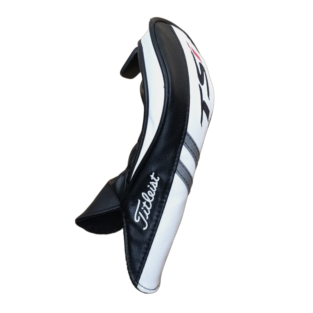 Titleist TSi2 Hybrid / Flex Regular / #5/24 [model:birefnet-general] [bg:handrolled]
