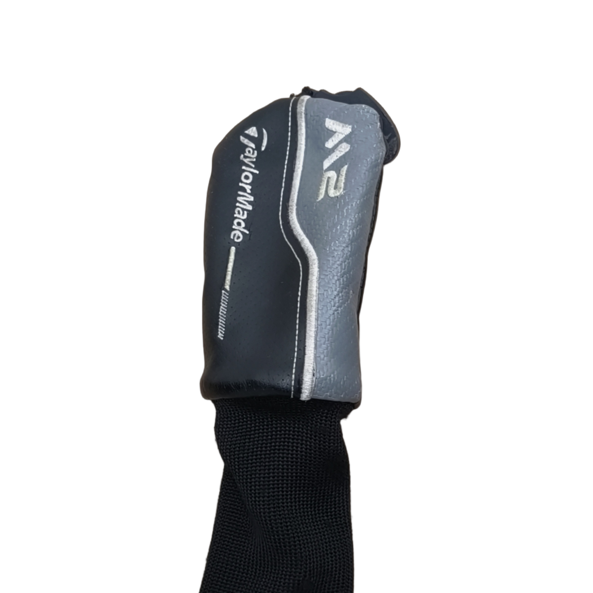 TaylorMade M2 2017 Hybrid / Flex Regular / #4/22 [model:birefnet-general] [bg:handrolled]
