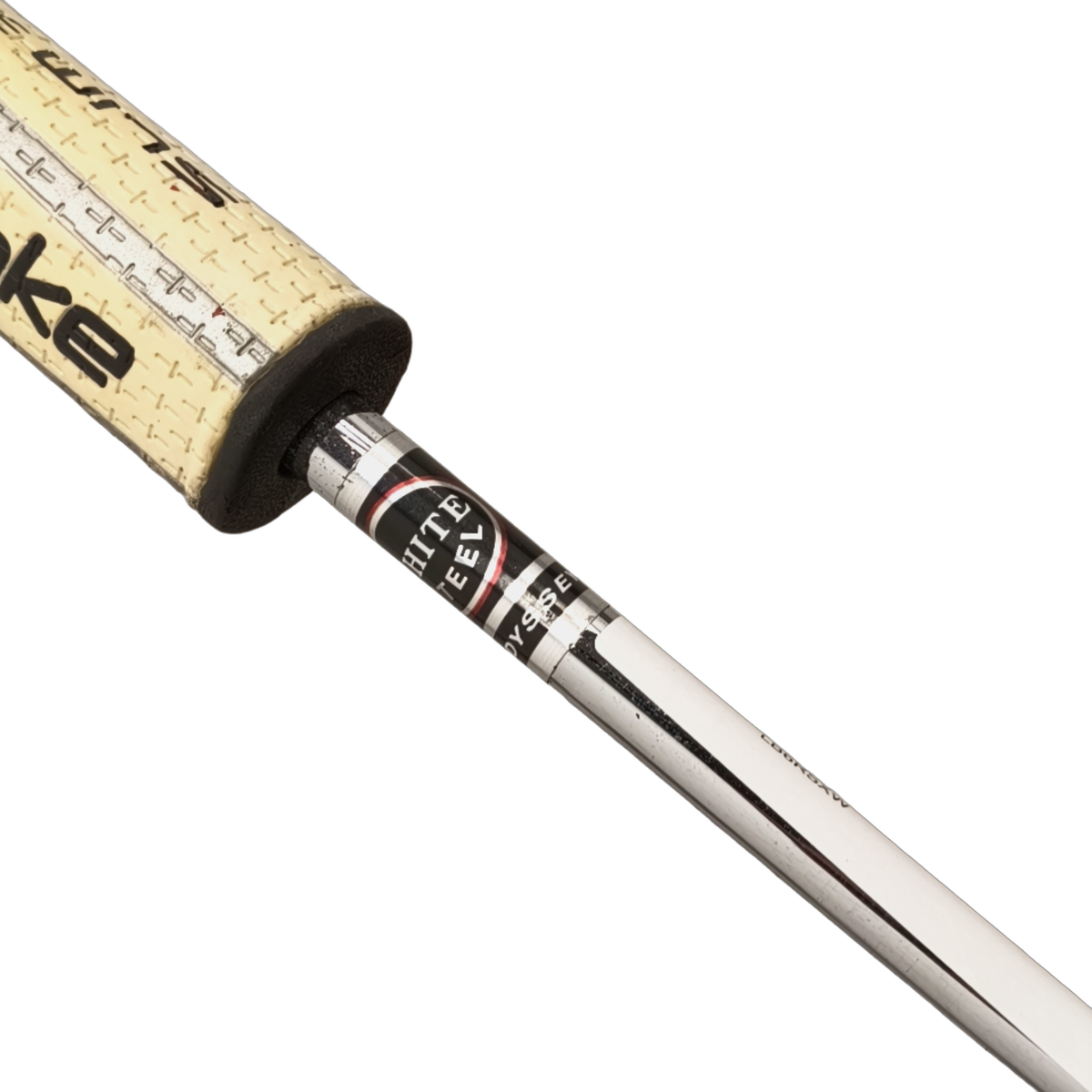 Odyssey 2-Ball Blade Putter / 33" [model:birefnet-general] [bg:handrolled]