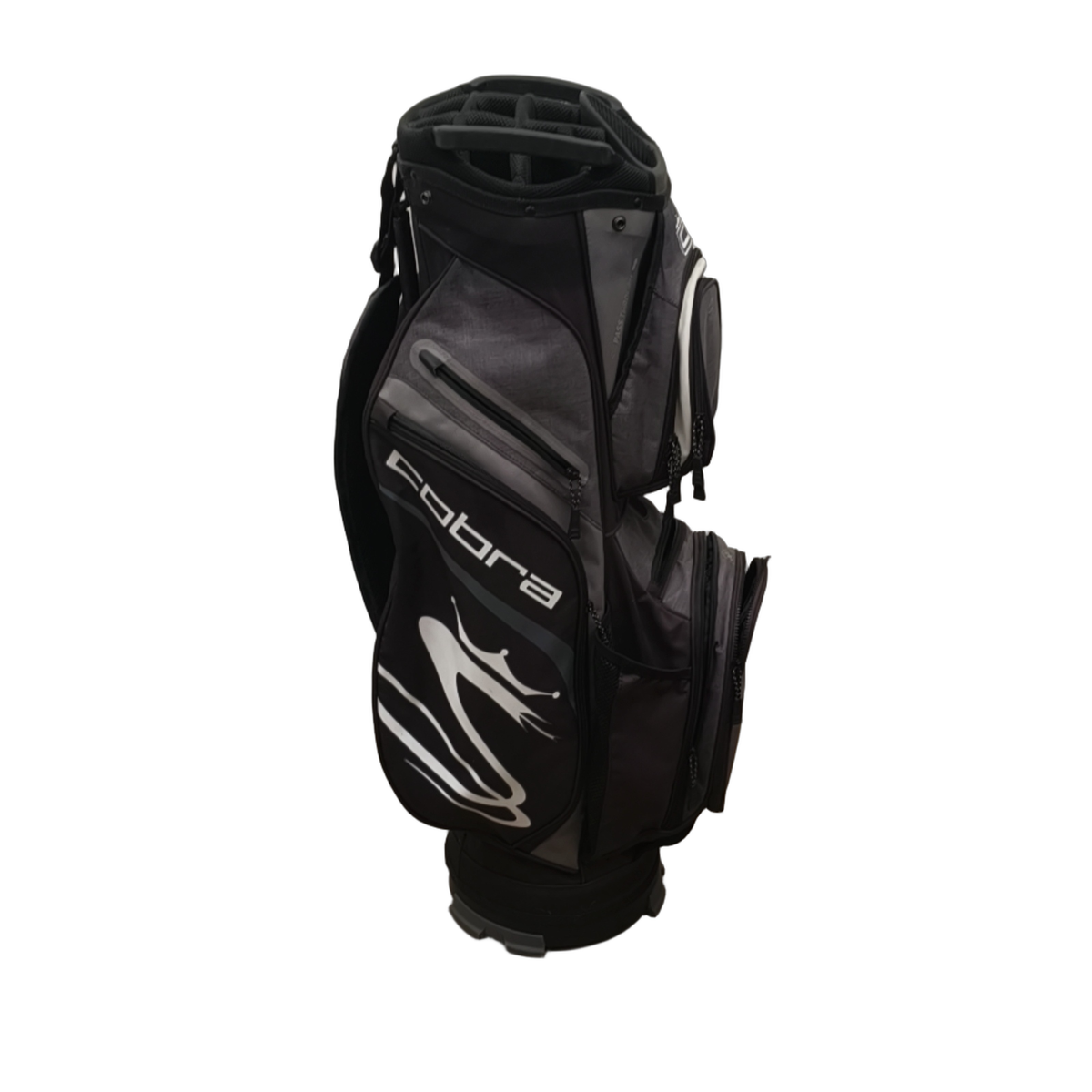 Cobra  Golf Bag / 14-Rum / Grå [model:birefnet-general] [bg:handrolled]