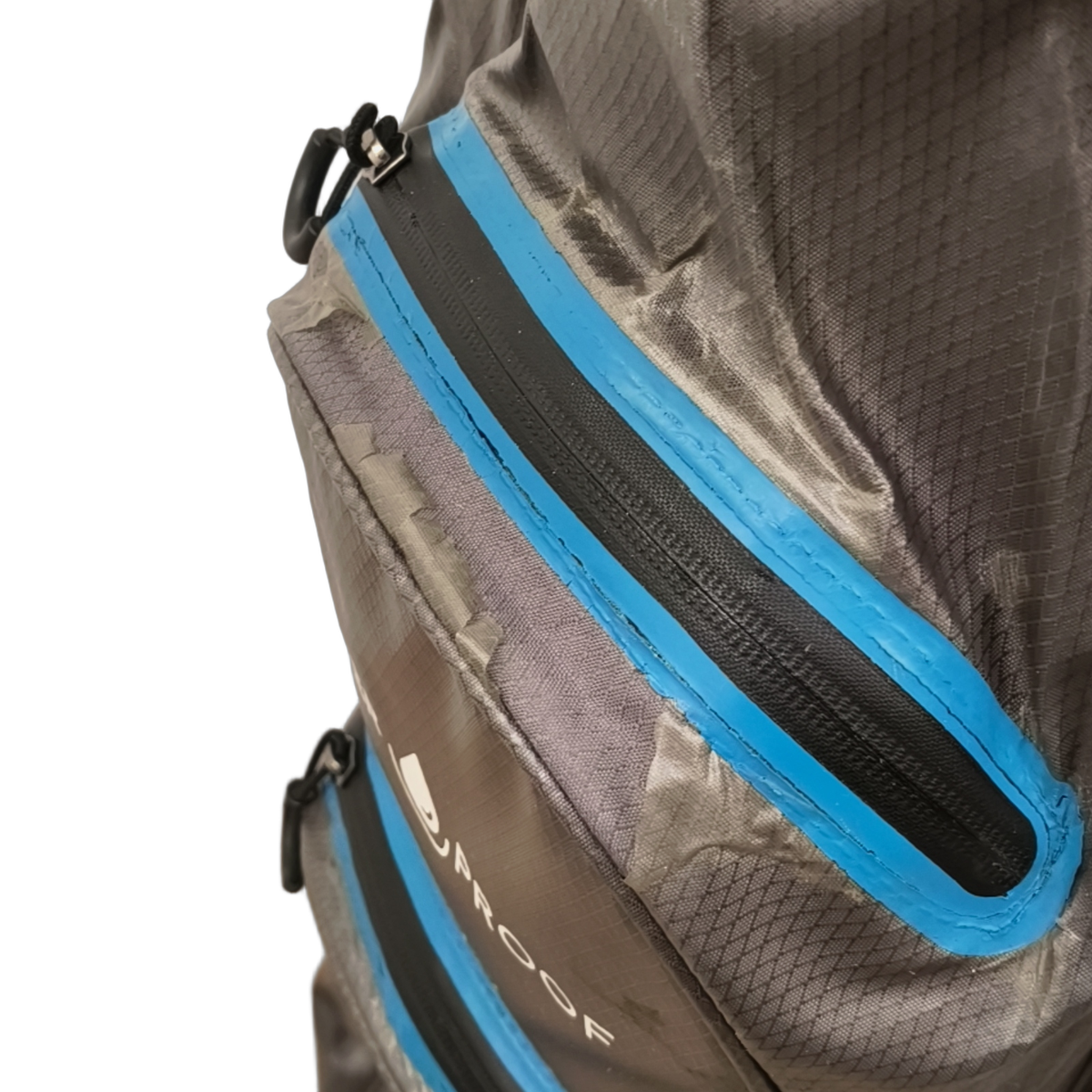 Crown Caddy Golf Bag / 14-way / Grey [model:birefnet-general] [bg:handrolled]
