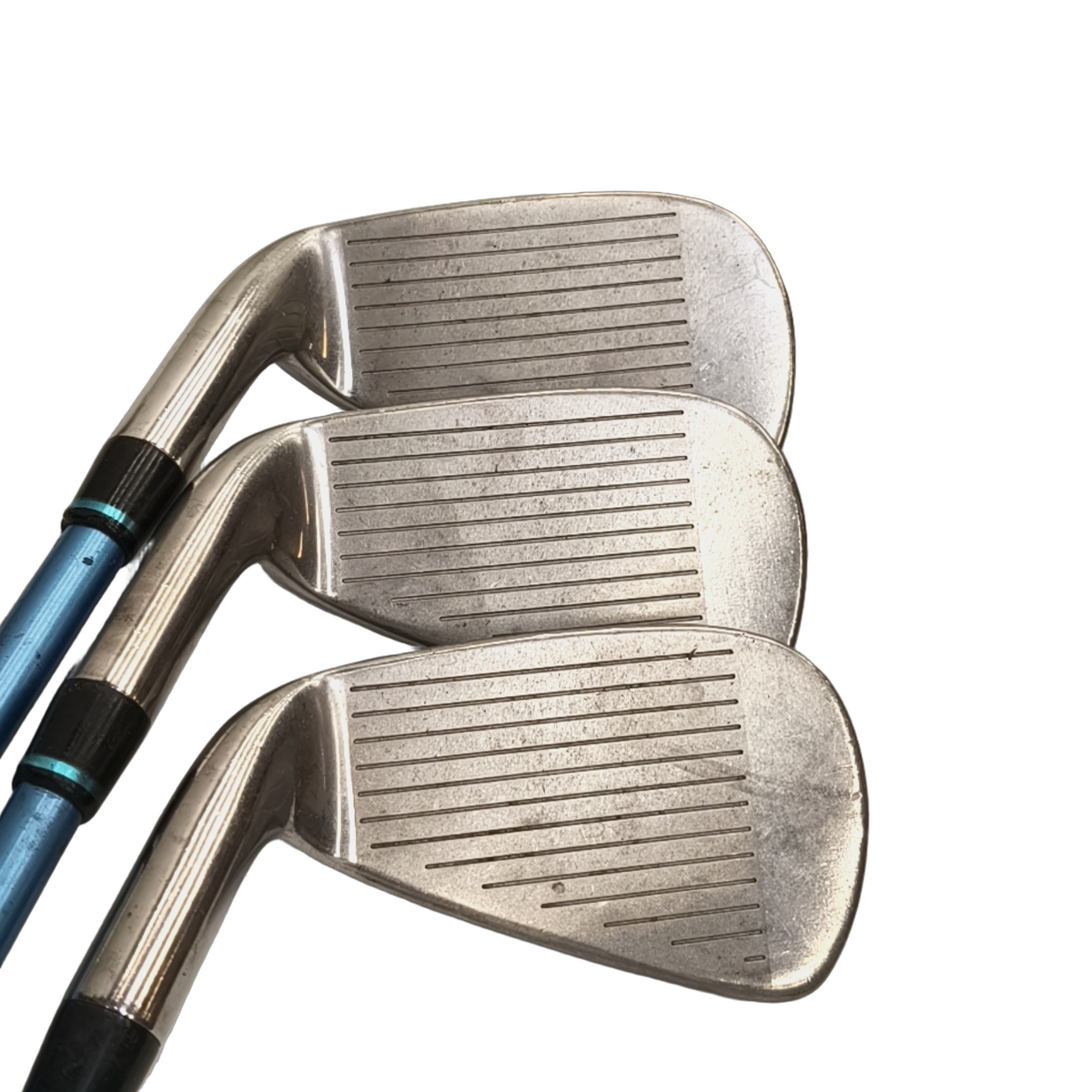 Wilson Staff Di11 Jernsæt / 7-PW+SW / Flex Ladies / Grafit [model:birefnet-general] [bg:handrolled]