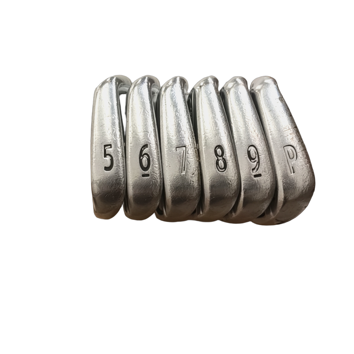 Venstre Titleist AP2 710 Jernsæt / 5-PW / Flex Stiff / Stål [model:birefnet-general] [bg:handrolled]