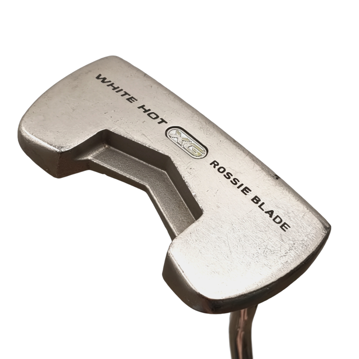 Odyssey White Hot XG Rossie Blade Putter / 32" [model:birefnet-general] [bg:handrolled]