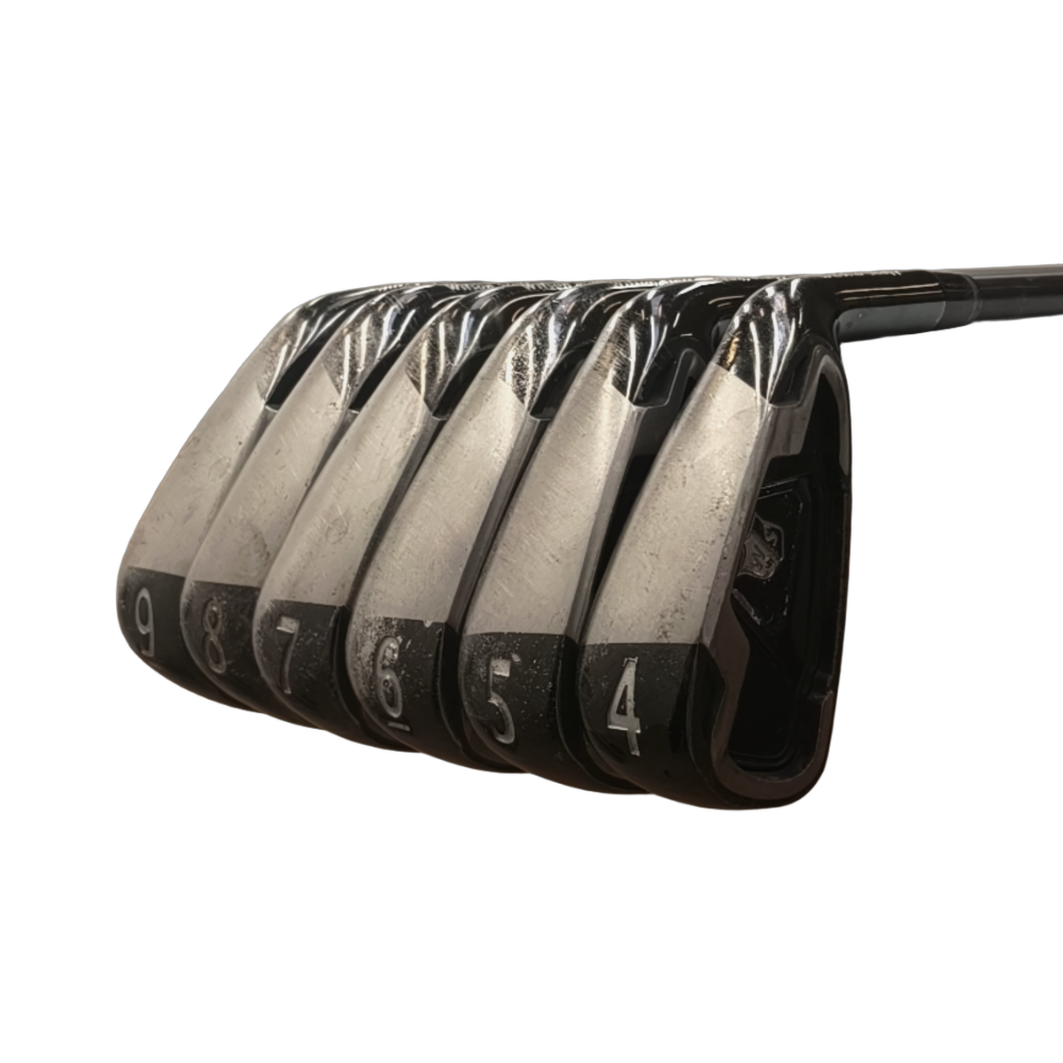 Wilson Staff C100 Jernsæt / 4-9i / Flex Regular / Grafit [model:birefnet-general] [bg:handrolled]
