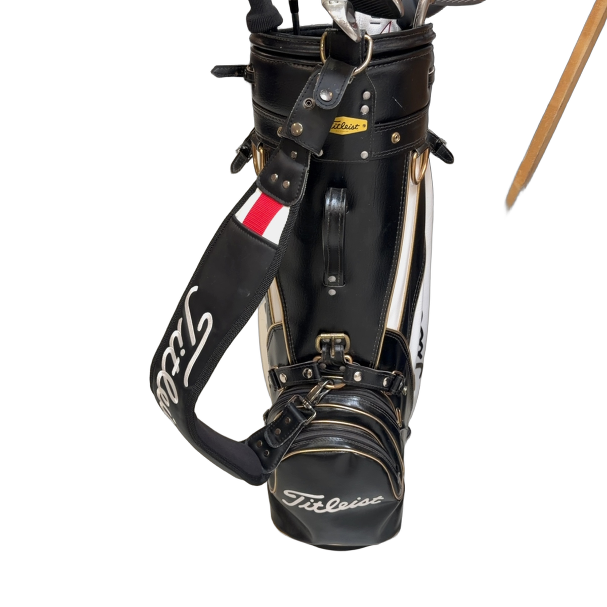 Titleist  Golf Bag / 6-Rum / Sort [model:birefnet-general] [bg:handrolled]