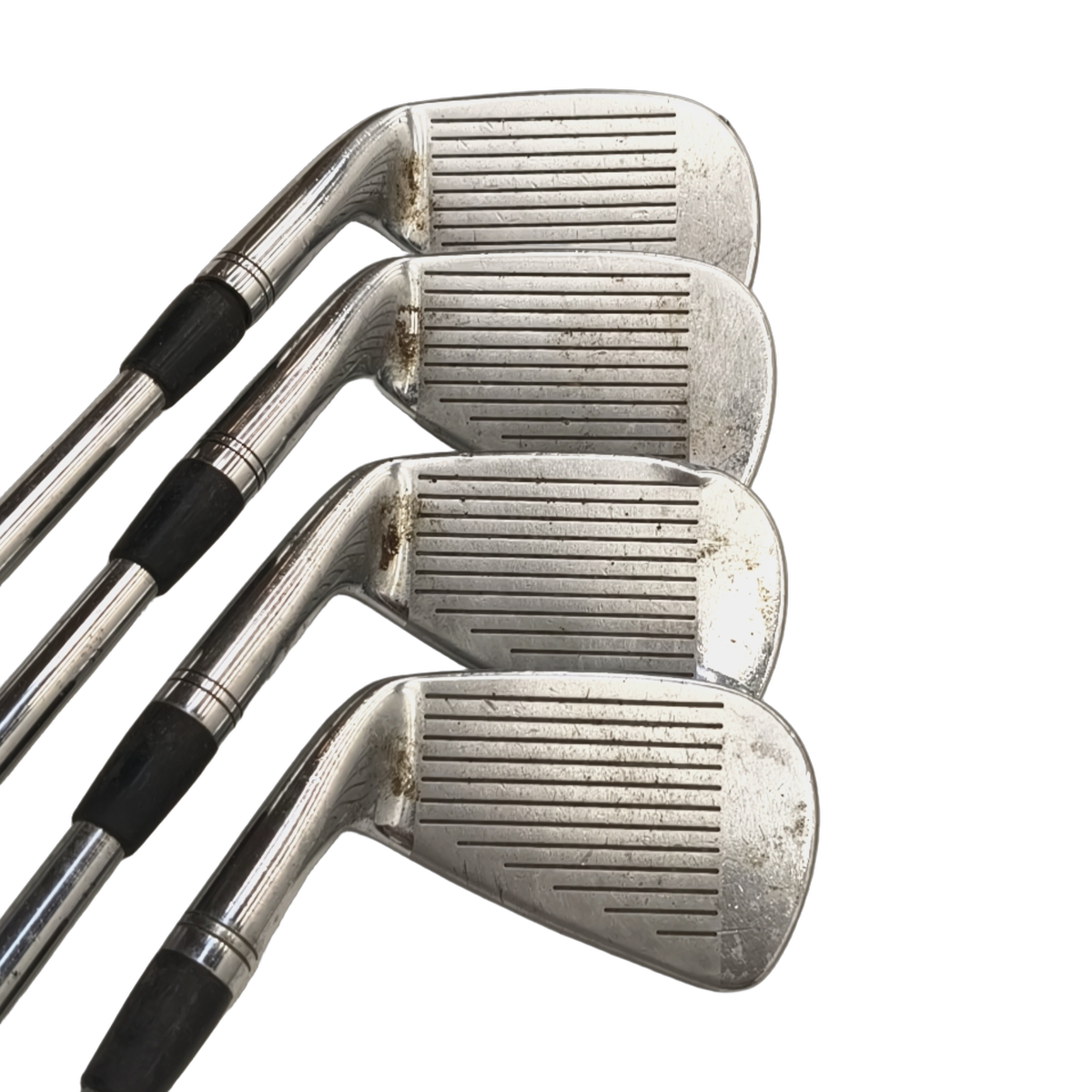 Titleist 735 CM Jernsæt / 3-PW / Flex Stiff / Steelfiber [model:birefnet-general] [bg:handrolled]