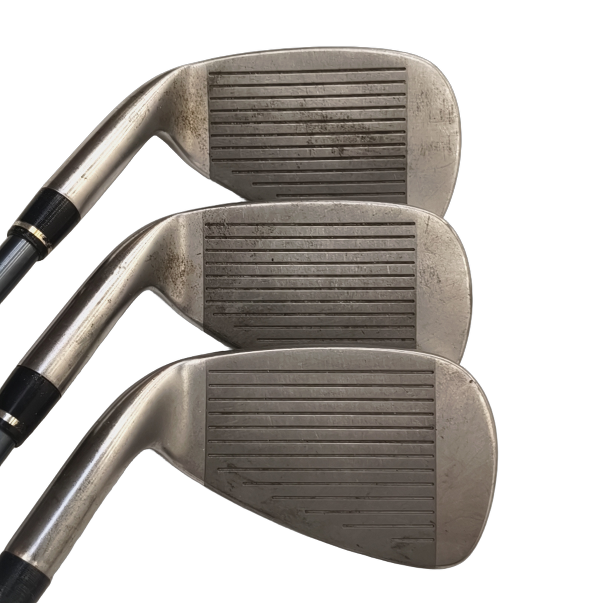 Wilson Staff Di5 Jernsæt / 4-PW / Flex Regular / Grafit [model:birefnet-general] [bg:handrolled]