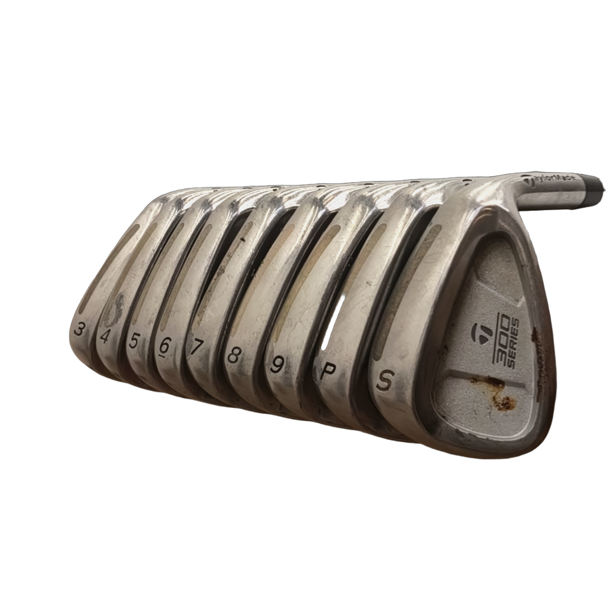 TaylorMade 320 Jernsæt / 3-PW+SW / Flex Regular / Stål [model:birefnet-general] [bg:handrolled]
