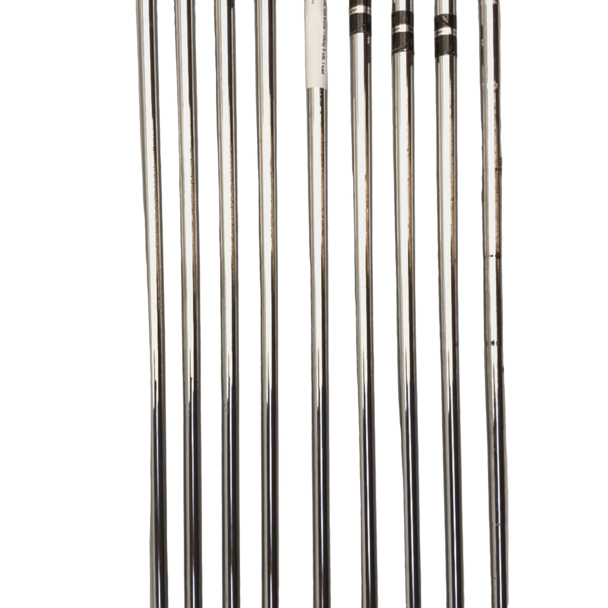 TaylorMade 320 Jernsæt / 3-PW+SW / Flex Regular / Stål [model:birefnet-general] [bg:handrolled]