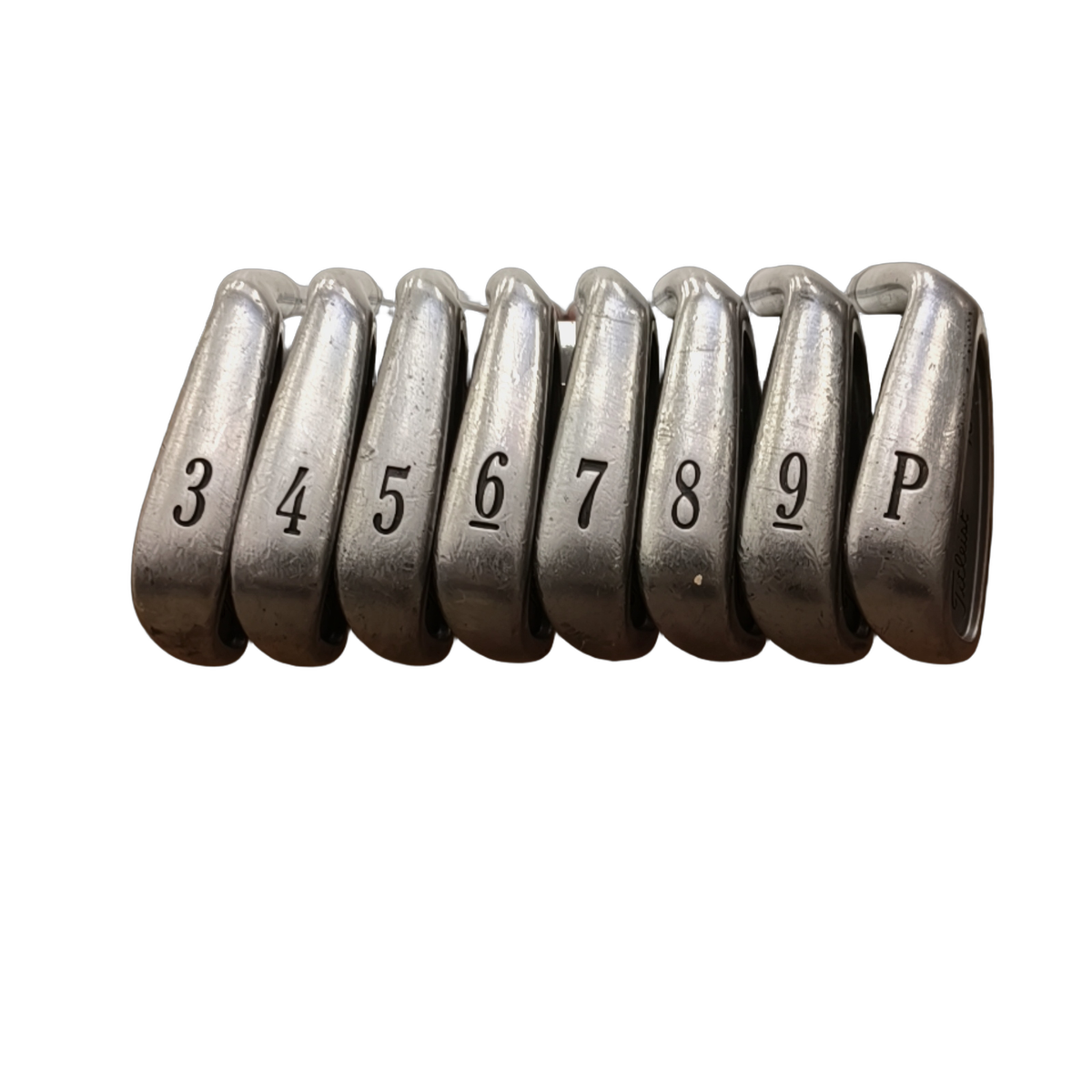 Titleist 704 CB Forged Jernsæt / 3-PW / Flex Regular / Stål [model:birefnet-general] [bg:handrolled]