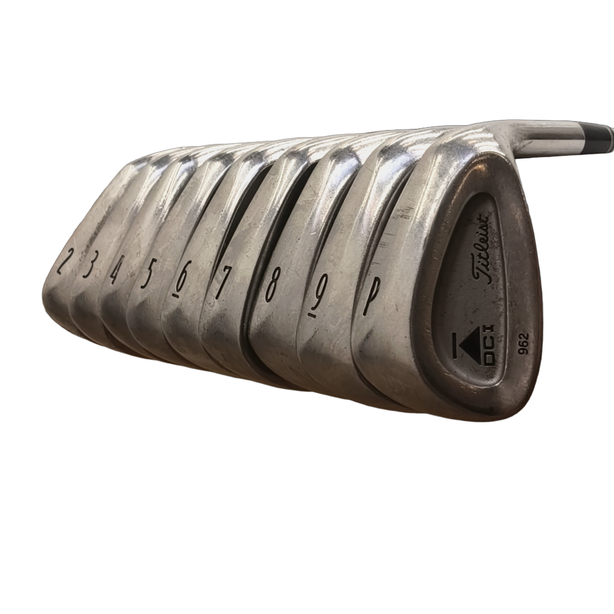 Titleist 962 DCI Jernsæt / 2-PW / Flex Regular / Stål [model:birefnet-general] [bg:handrolled]