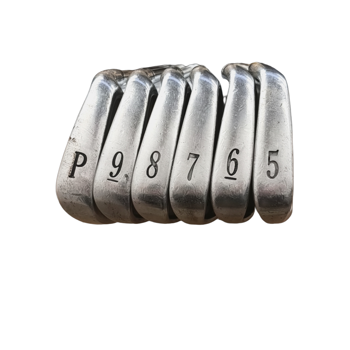 Titleist 775CB Jernsæt / 5-PW / Flex Ladies / Grafit [model:birefnet-general] [bg:handrolled]