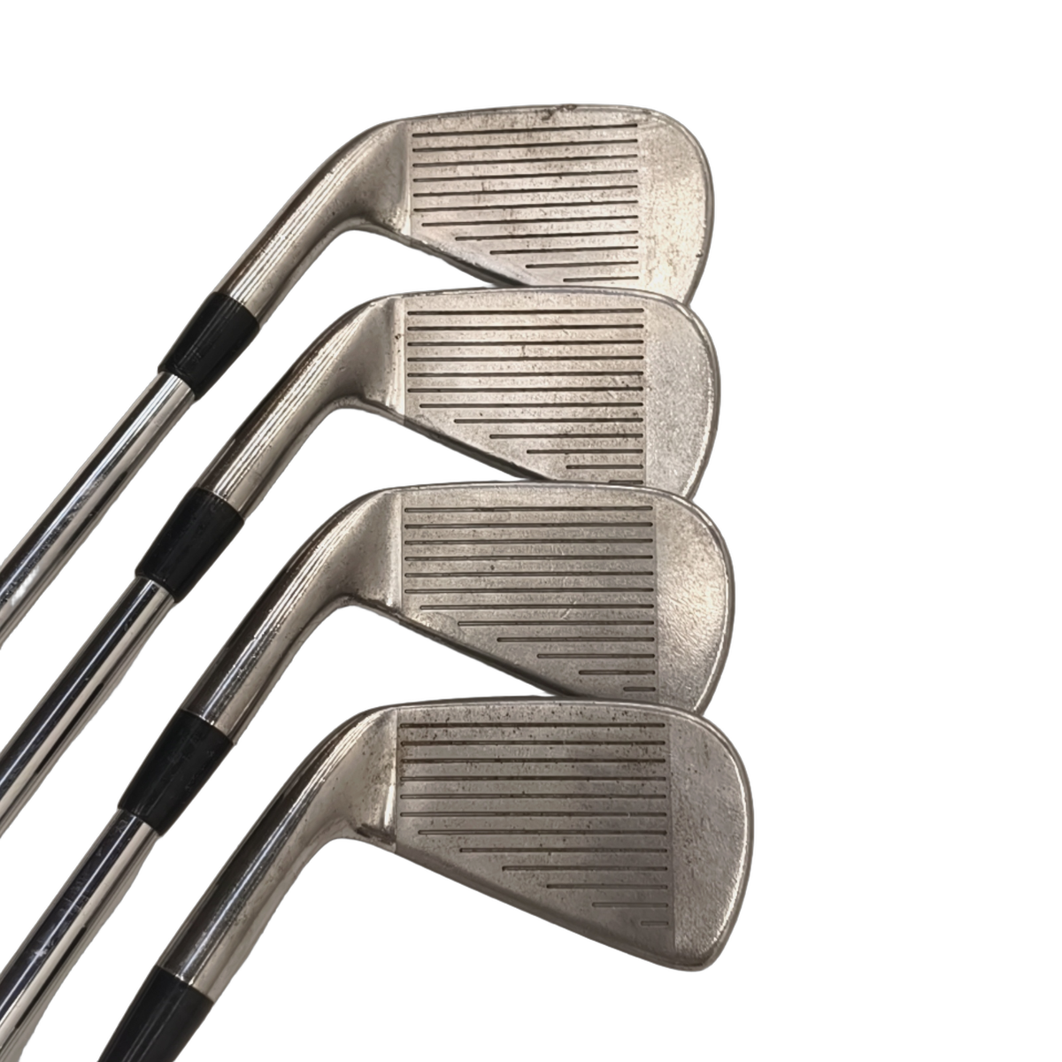 Titleist 704 CB Forged Jernsæt / 3-PW / Flex Regular / Stål [model:birefnet-general] [bg:handrolled]