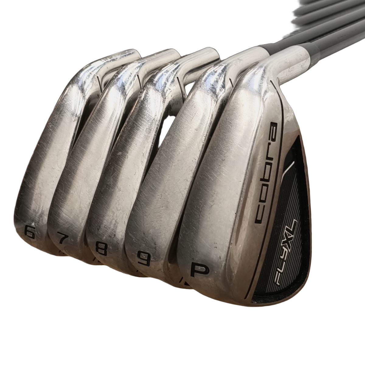 Cobra Fly XL Jernsæt / 6-PW / Flex Regular / Grafit [model:birefnet-general] [bg:handrolled]