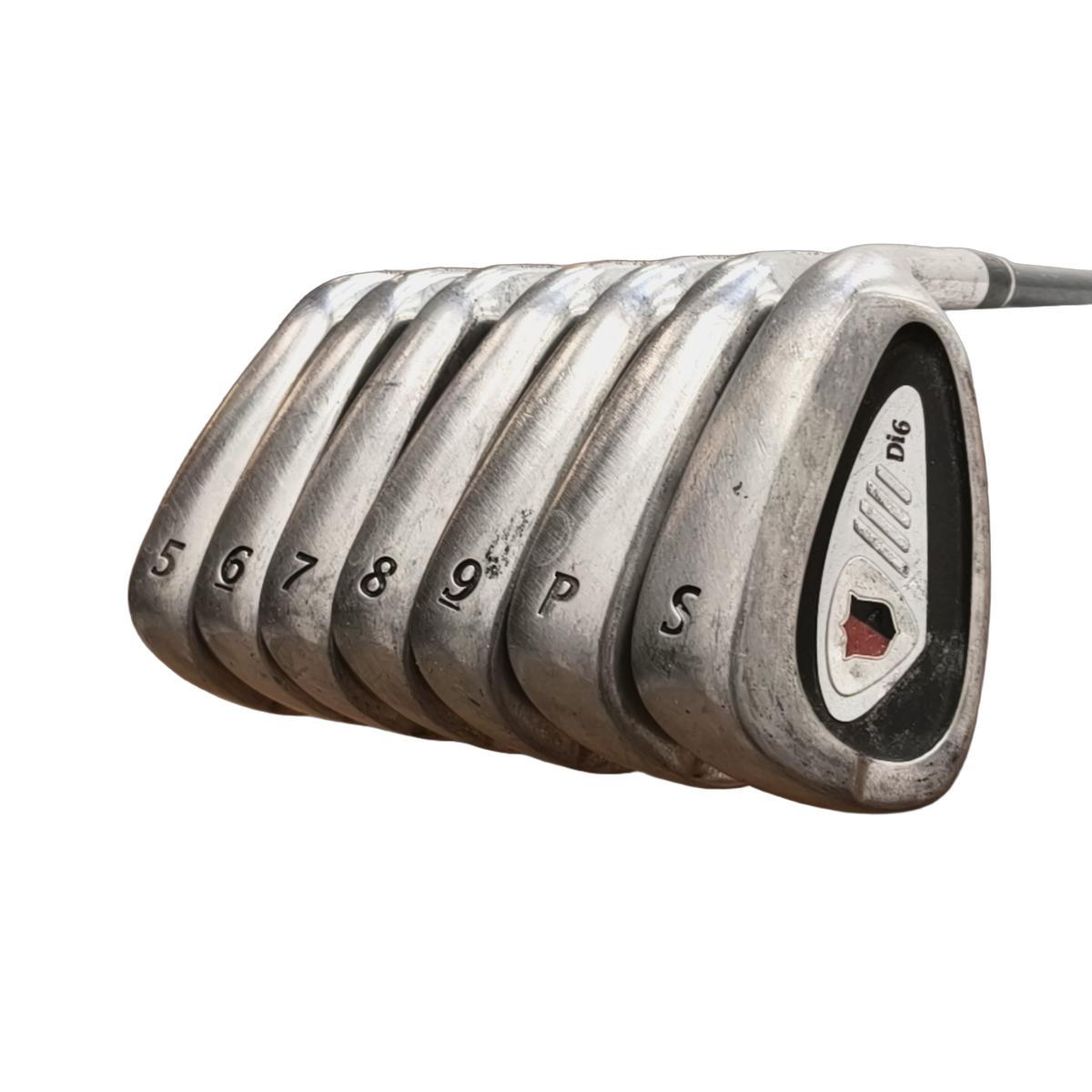 Wilson Staff Di6 Jernsæt / 5-PW+SW / Flex Regular / Grafit [model:birefnet-general] [bg:handrolled]