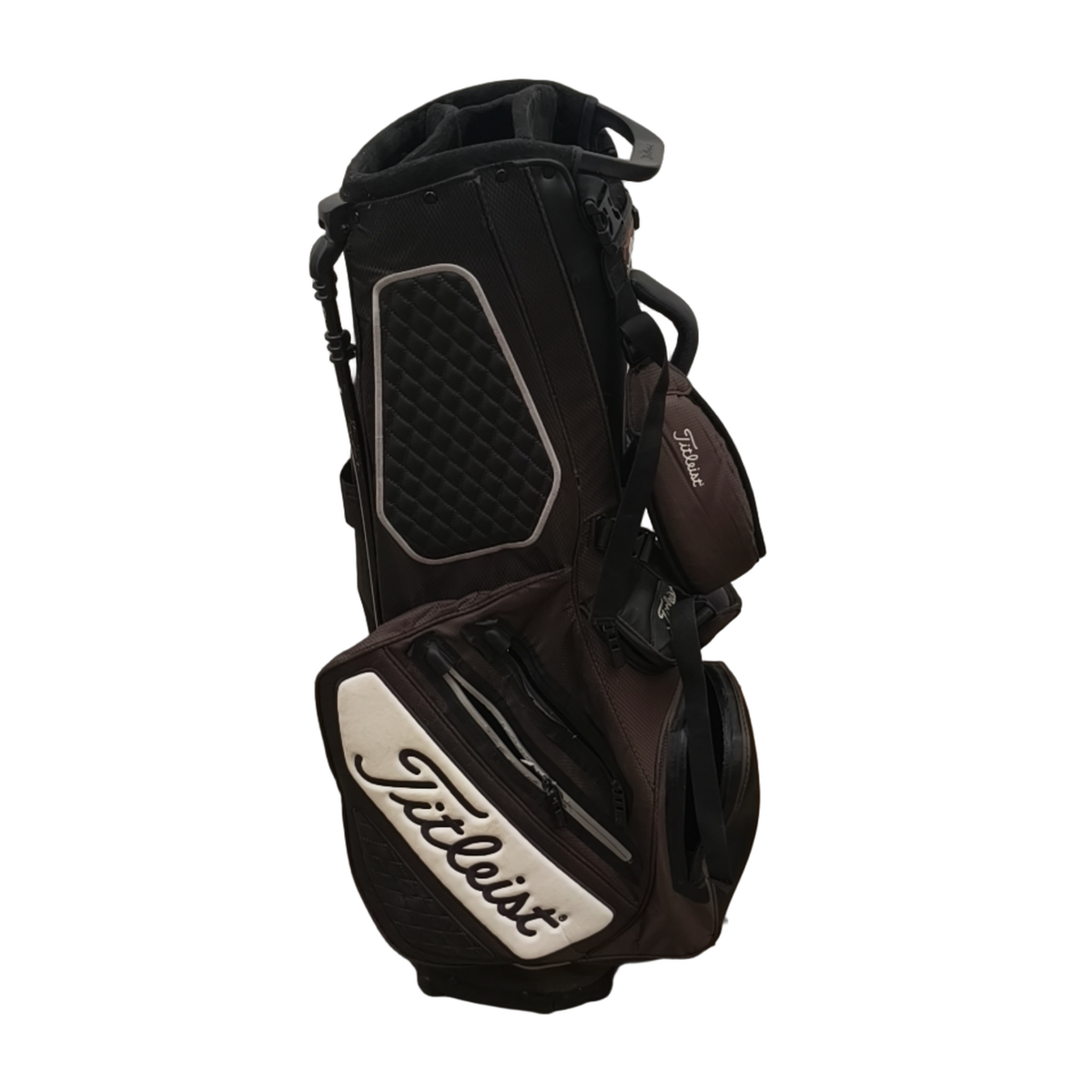 Titleist Stadry Golfbag / 4-Way / Bruin [model:birefnet-general] [bg:handrolled]