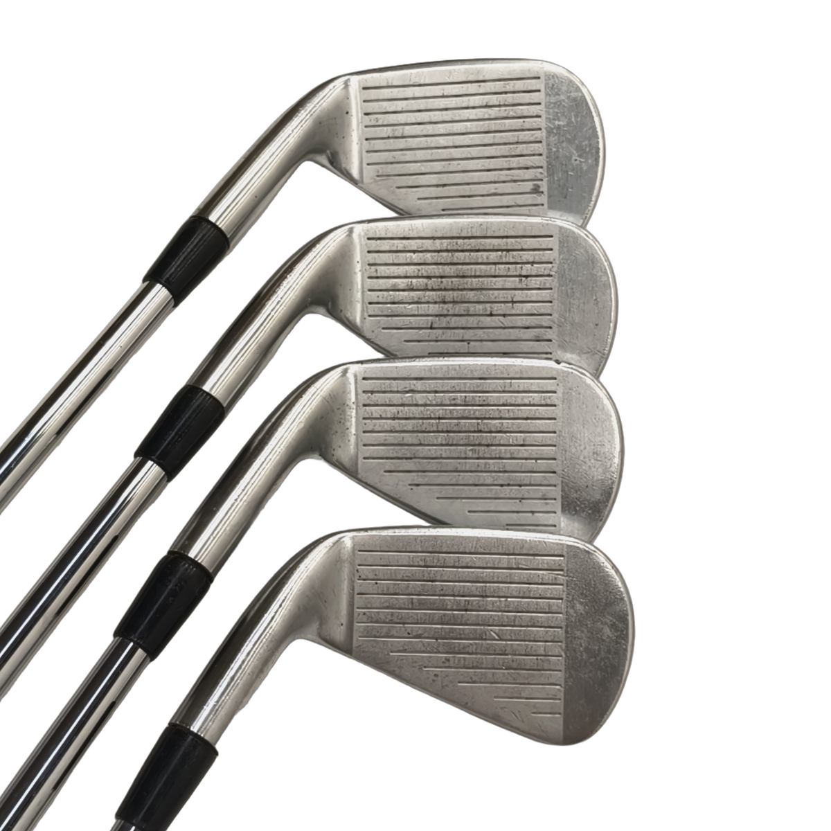 Titleist CB 712 Jernsæt / 3-PW / Flex Stiff / Stål [model:birefnet-general] [bg:handrolled]