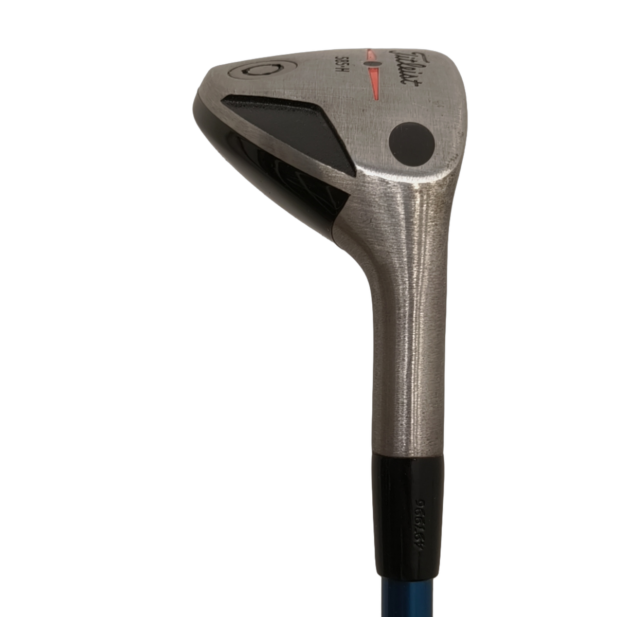 Titleist 585H Hybrid / Flex Regular / #2/17 [model:birefnet-general] [bg:handrolled]