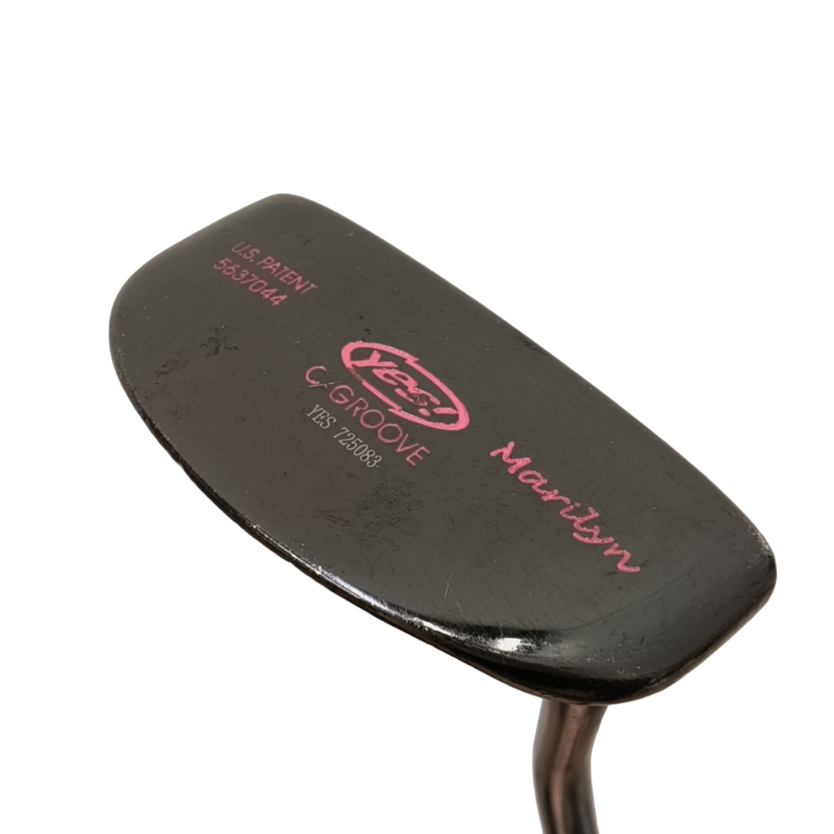 Yes! C-Groove Marilyn Putter / 33" [model:birefnet-general] [bg:handrolled]