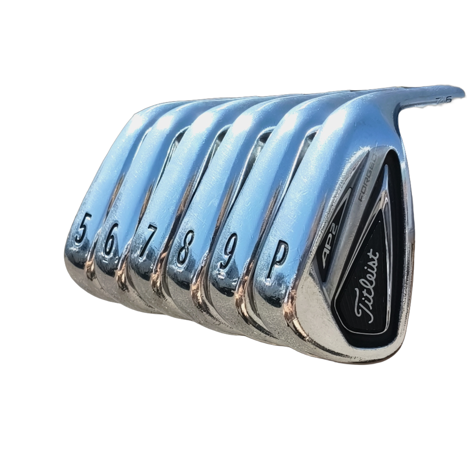 Titleist AP2 716 Forged Jernsæt / 5-PW / Flex Stiff / Stål [model:birefnet-general] [bg:handrolled]