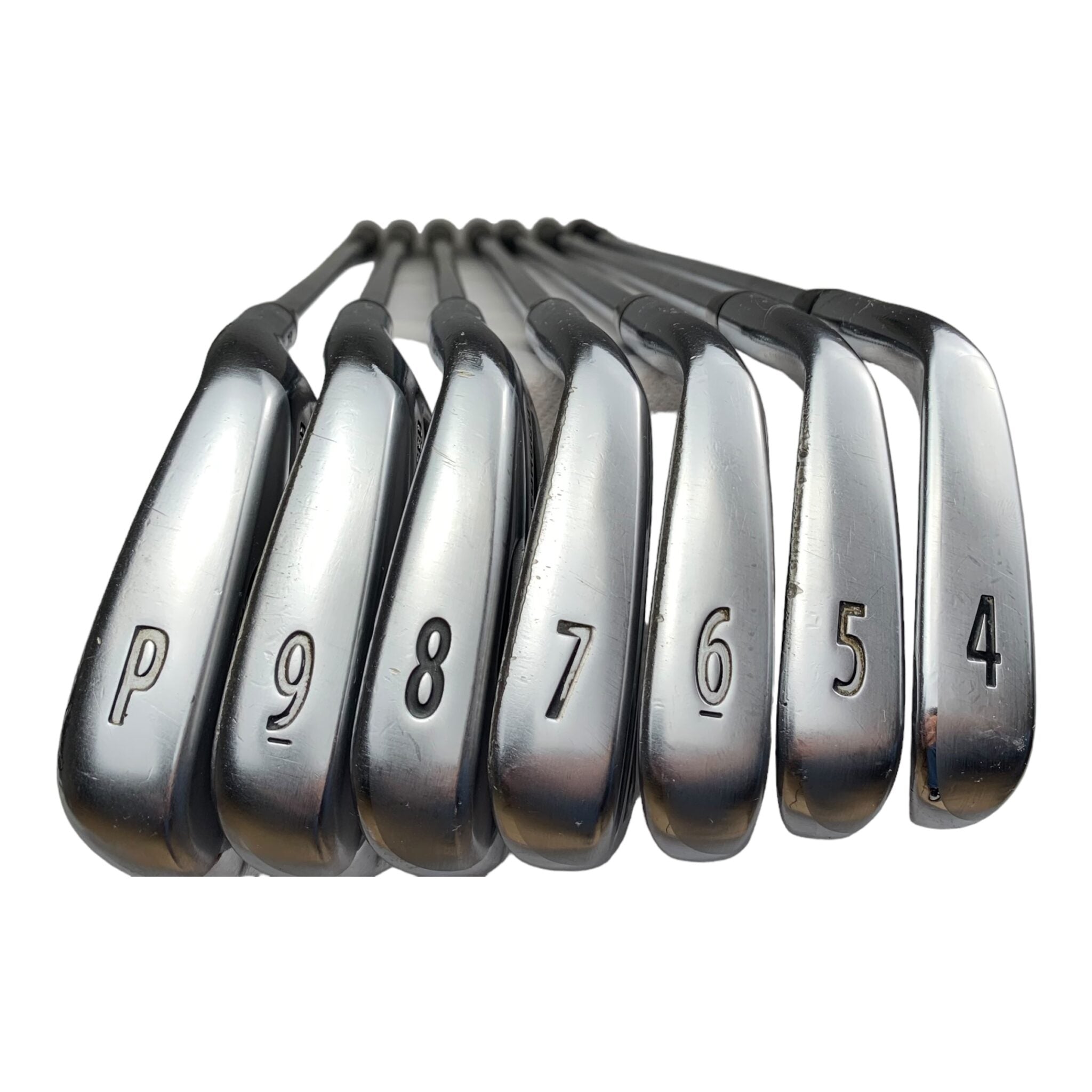 Titleist AP2 712 Forged iron set / Length -0.5" / Flex regular / 4-PW / Steel